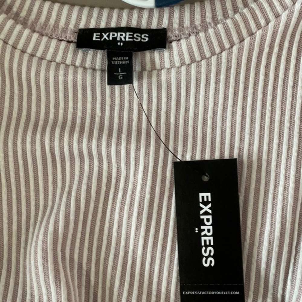 Express Tan and White Top with Tie Size Large - Picture 5 of 6